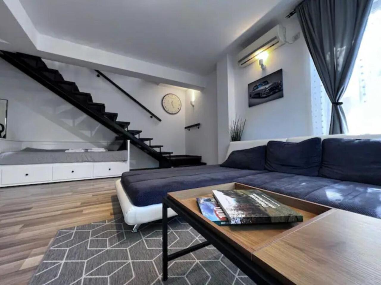 Vila Luminoasa Cu Curte Privata Bucureşti Exterior foto