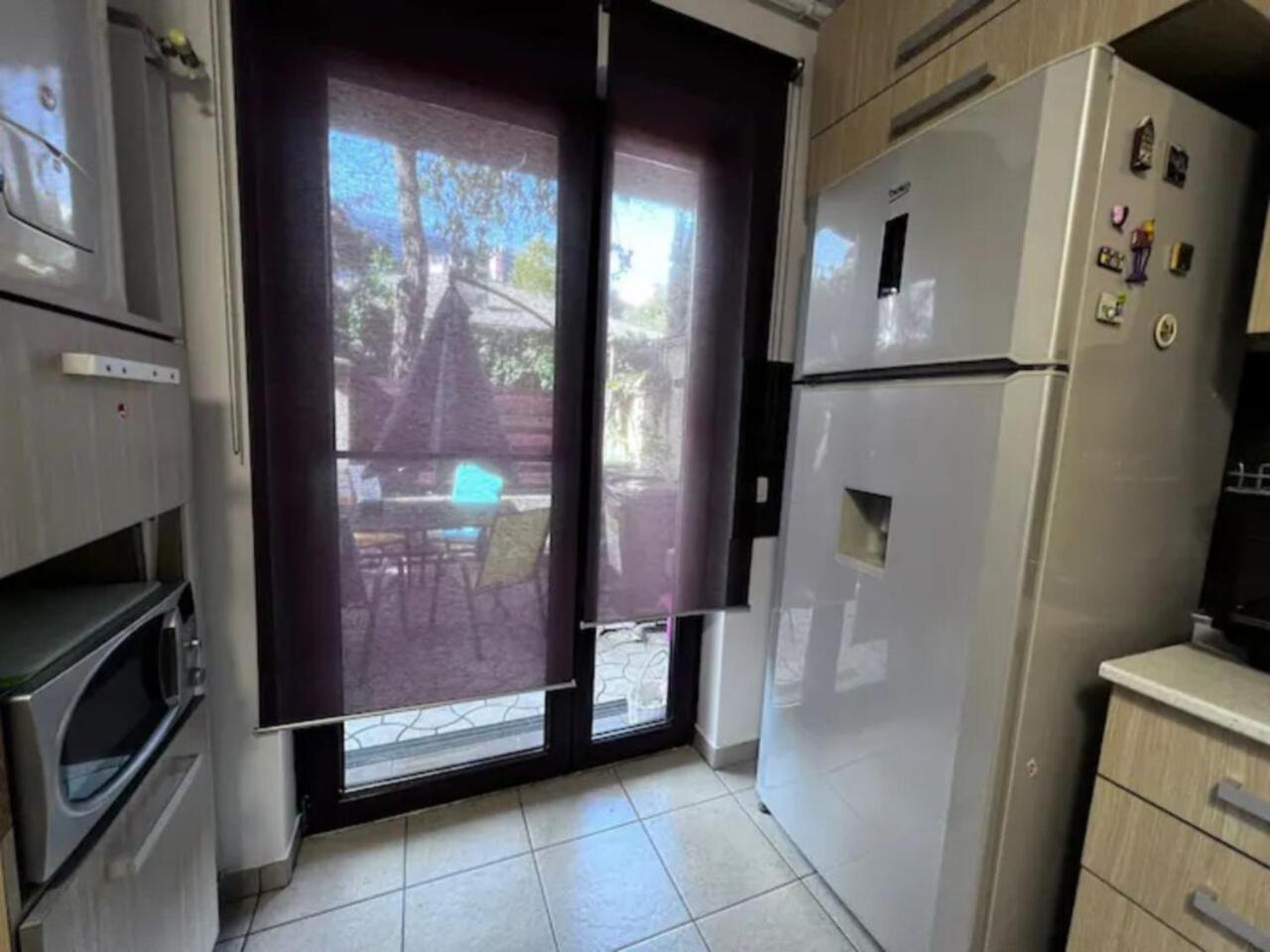 Vila Luminoasa Cu Curte Privata Bucureşti Exterior foto